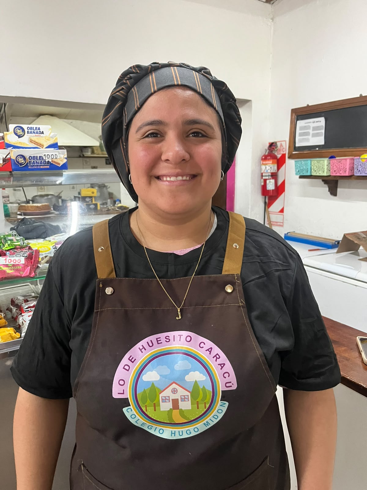 Jazmín — Ayudante de cocina y mostrador